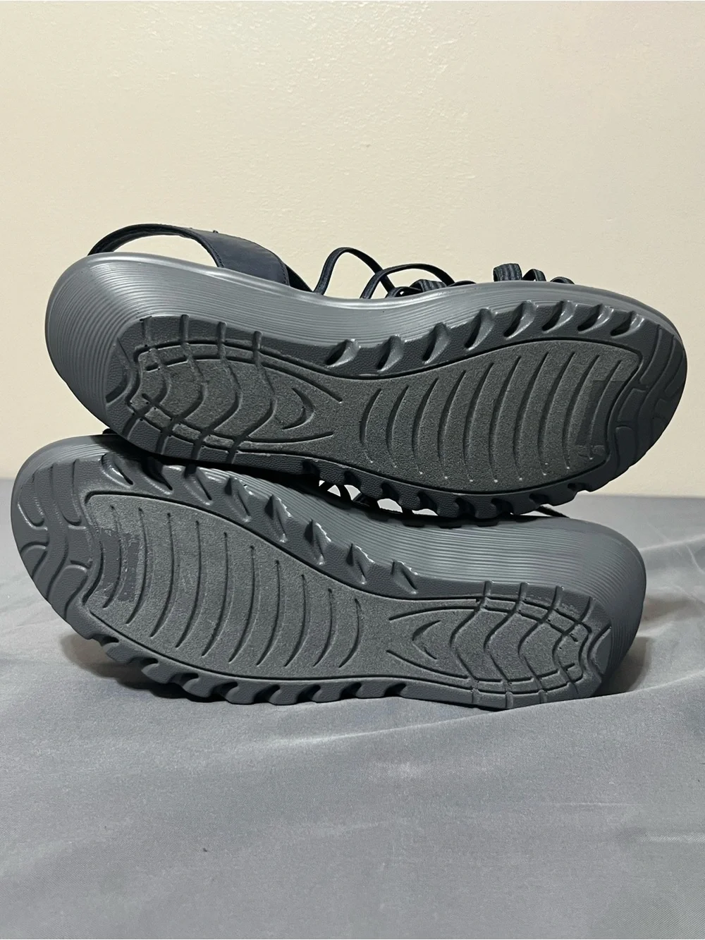 Skechers Strappy Sandals Womens US Size 10 Blue Gray Wedge Memory Foam Open Toe
